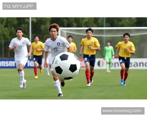 国内足球明星儿子成长记：从小球场到大舞台的奋斗与梦想