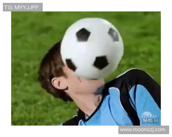 足球明星搞怪瞬间大集合笑翻全场的逗比照片盘点
